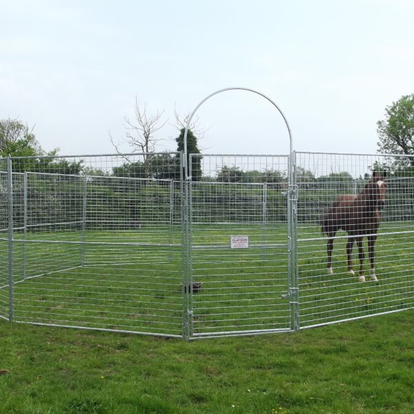 Claydon Mesh Turnout Pen